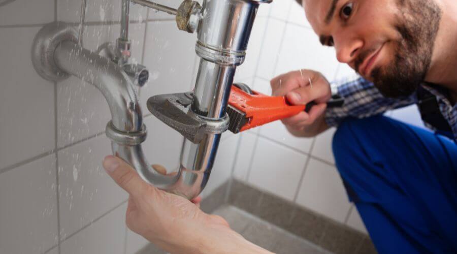 Professional same day plumber services in Crofton, MD